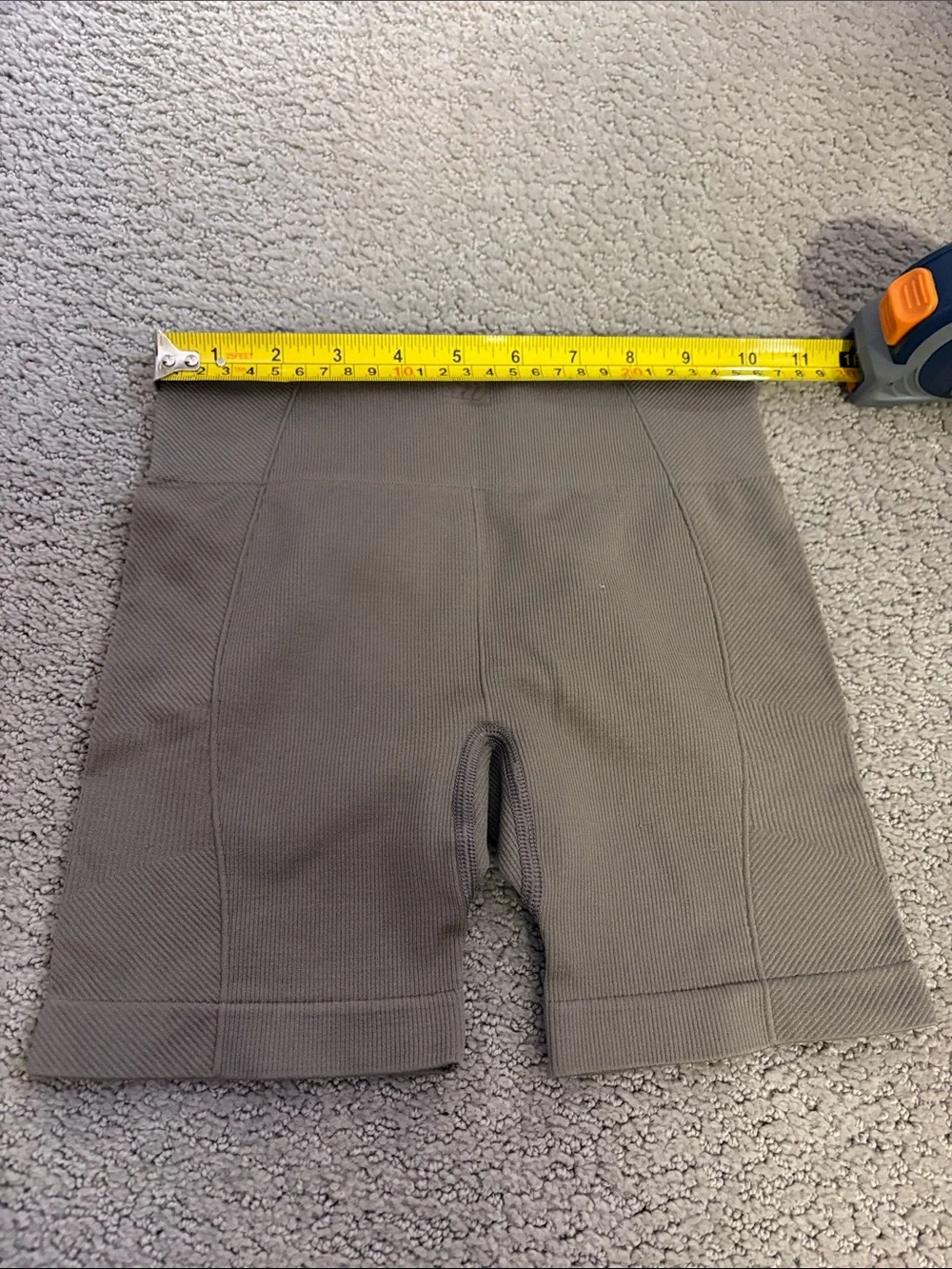 Girls All in Motion High-Waist Ribbed Seamless Biker Shorts - Taupe, size 6-7